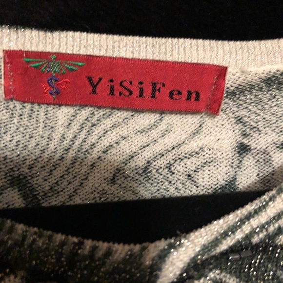 YisiFen • Vtg• Black/White • Silver Metallic Thread • Large • Shimmering Sweater - Picture 11 of 15